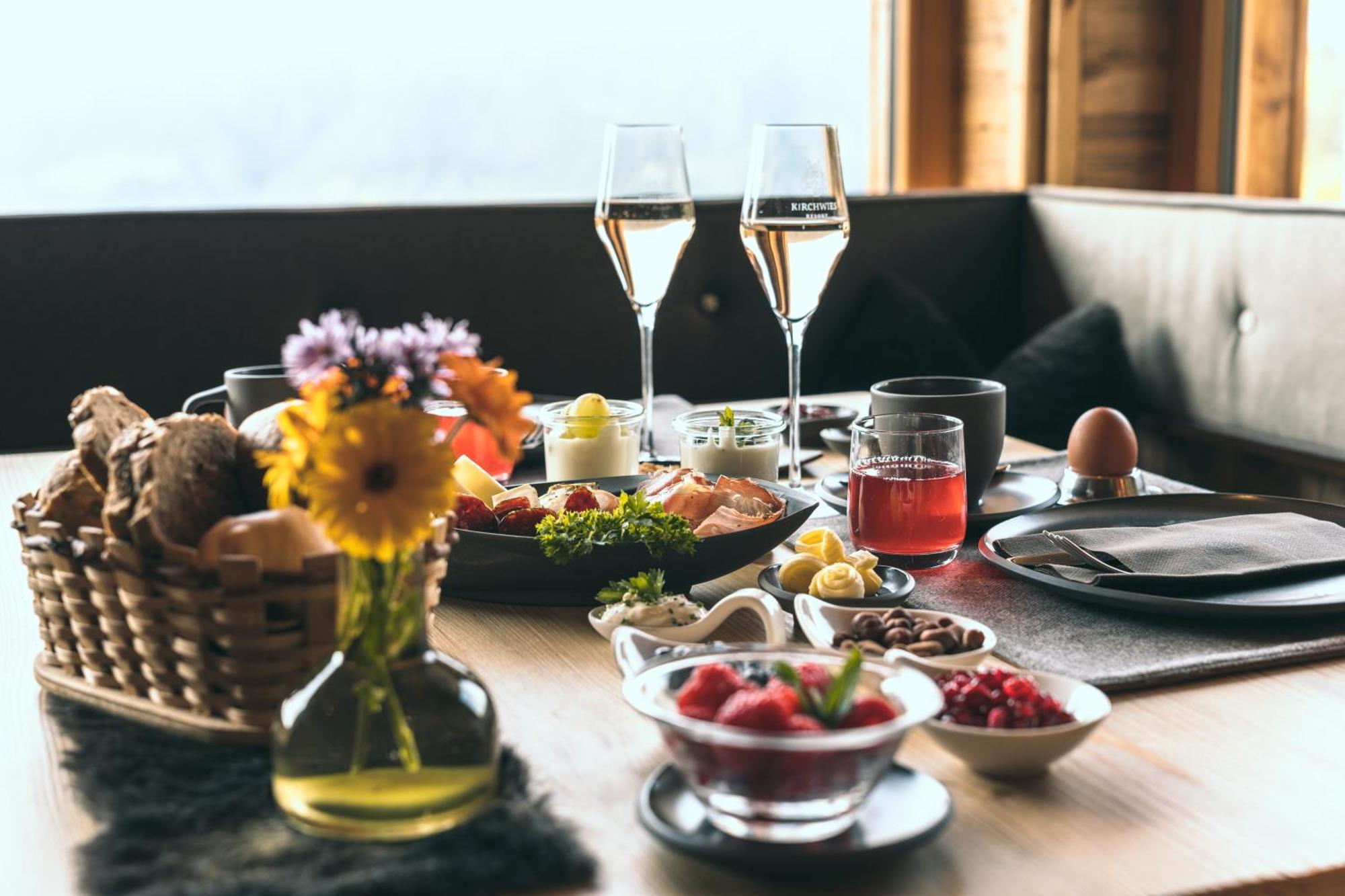 לאיון Chalet Resort Zu Kirchwies מראה חיצוני תמונה